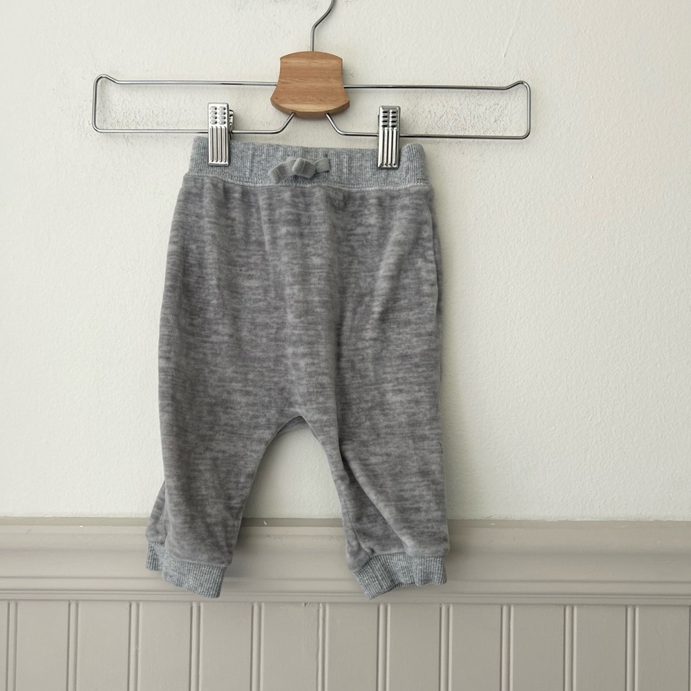 Cozy Gymboree Soft Gray Baby Pants 9-12 Months